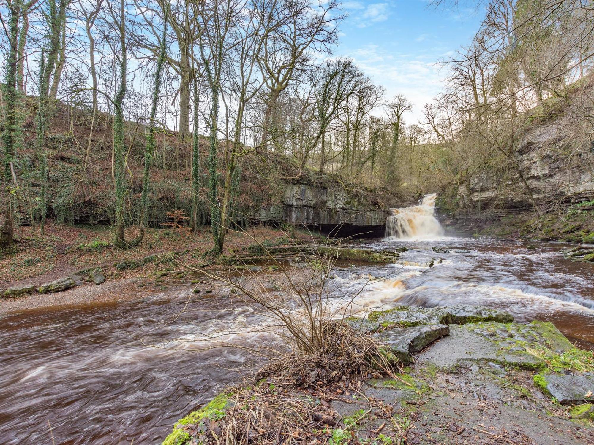 Cauldron Falls West Burton Bagian luar foto